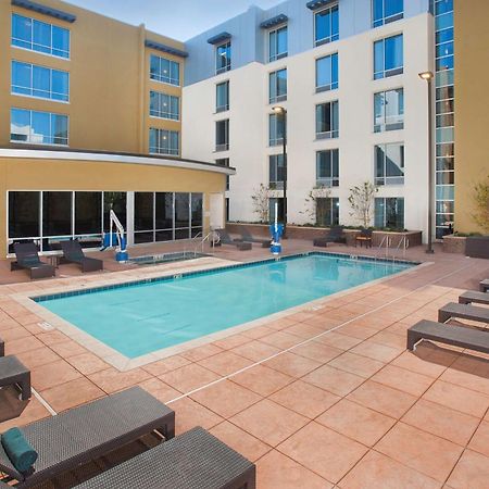 Hilton Garden Inn Burbank Los Angeles מראה חיצוני תמונה