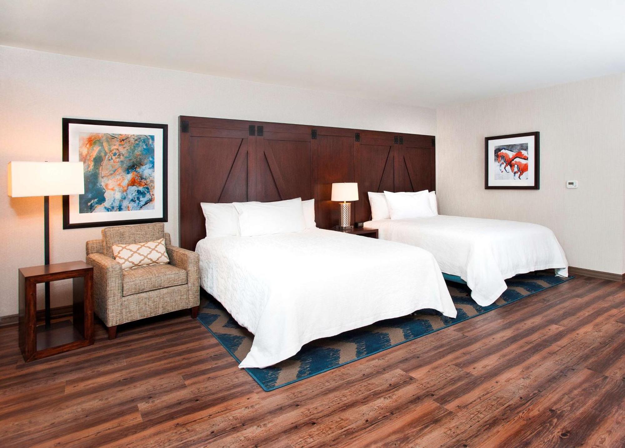 Hilton Garden Inn Burbank Los Angeles מראה חיצוני תמונה