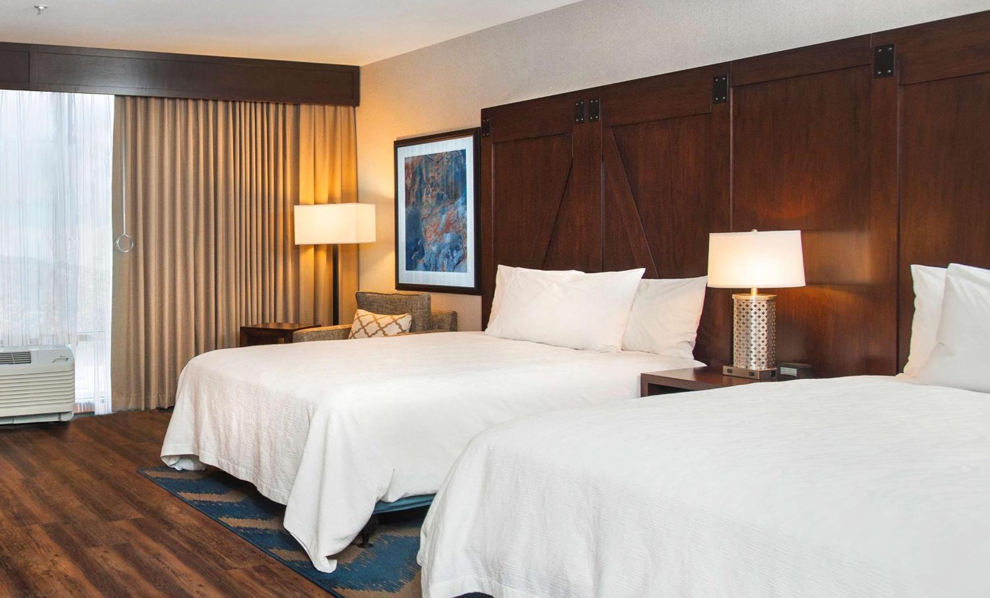 Hilton Garden Inn Burbank Los Angeles מראה חיצוני תמונה
